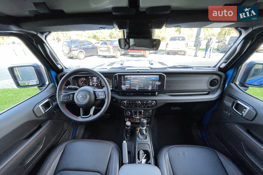 Jeep Wrangler - фото 17