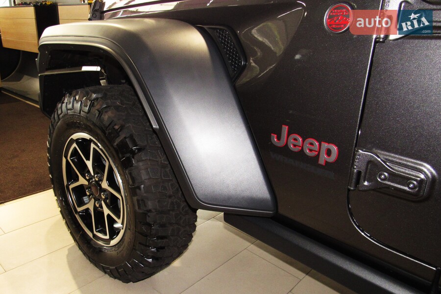 Jeep Wrangler - фото 5