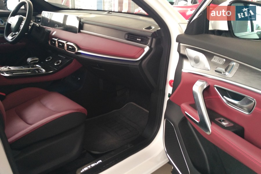 Jetour X70 Plus - фото 16