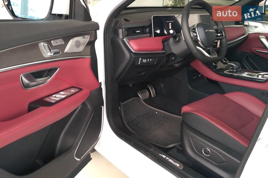 Jetour X70 Plus - фото 17