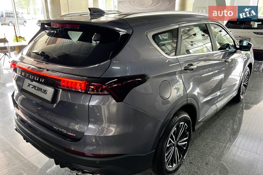 Jetour X70 Plus - фото 9