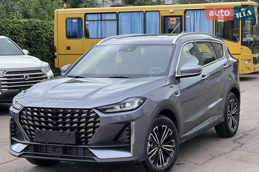 Jetour X70 Plus - фото 1
