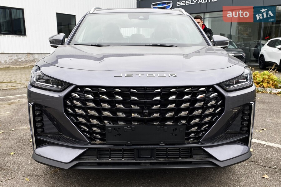 Jetour X70 Plus - фото 1