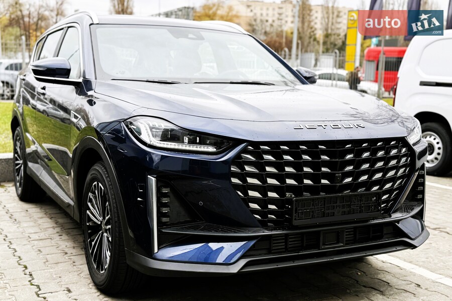 Jetour X70 Plus - фото 1