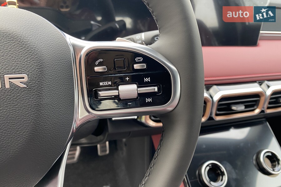 Jetour X70 Plus - фото 18