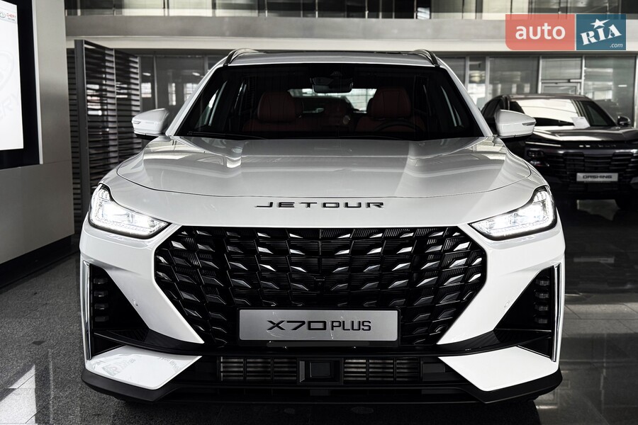 Jetour X70 Plus - фото 1
