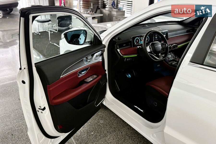 Jetour X70 Plus - фото 17