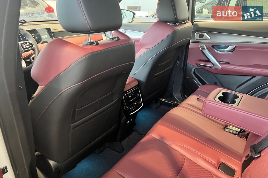 Jetour X70 Plus - фото 17