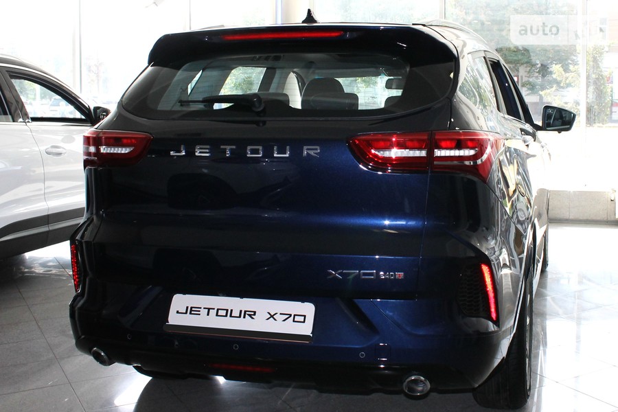 Jetour X70 - фото 8