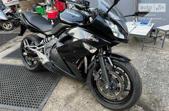 Kawasaki Ninja 2015 Base