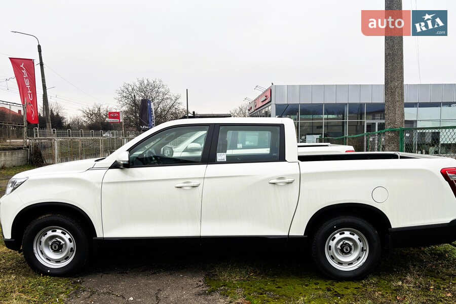 KG Mobility Grand Musso - фото 3