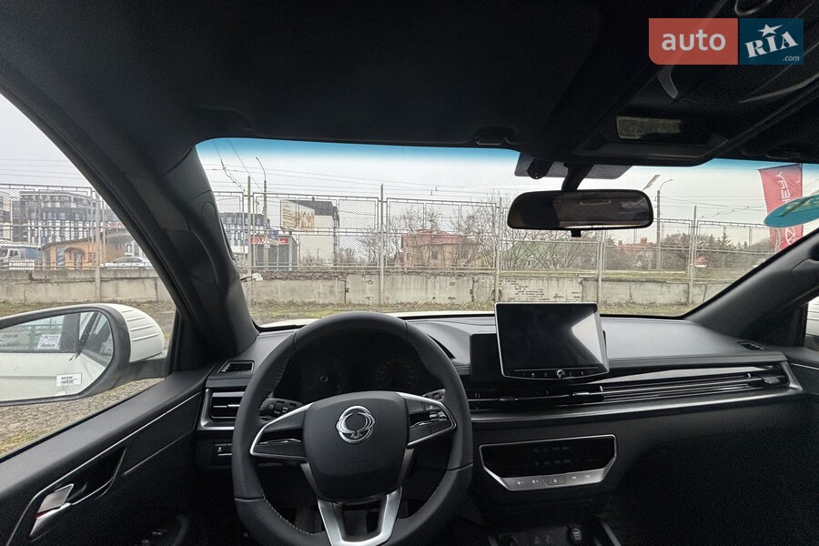 KG Mobility Grand Musso - фото 9