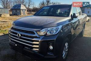 KG Mobility Grand Musso Premium