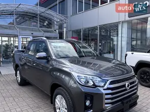 KG Mobility Grand Musso