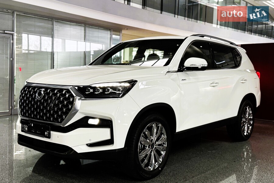 KG Mobility Rexton - фото 1