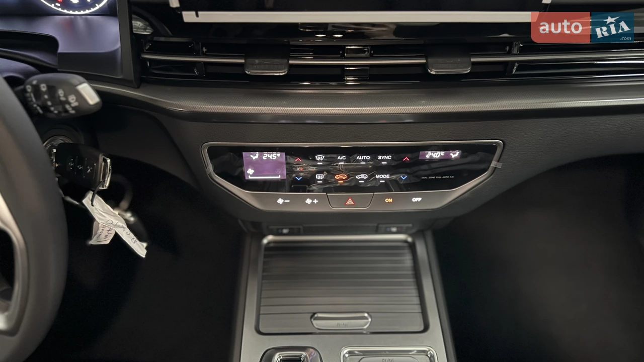 KG Mobility-8