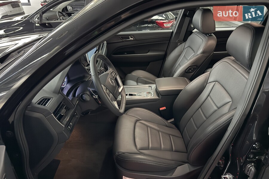 KG Mobility Rexton - фото 14