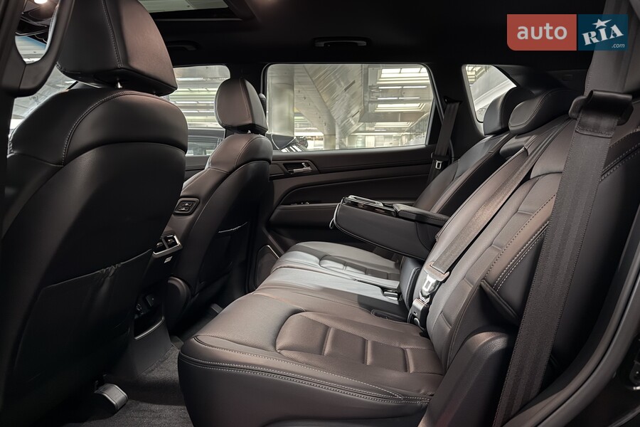 KG Mobility Rexton - фото 19