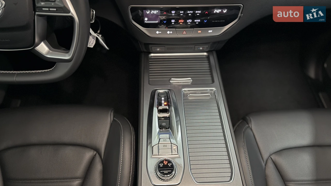 KG Mobility-31