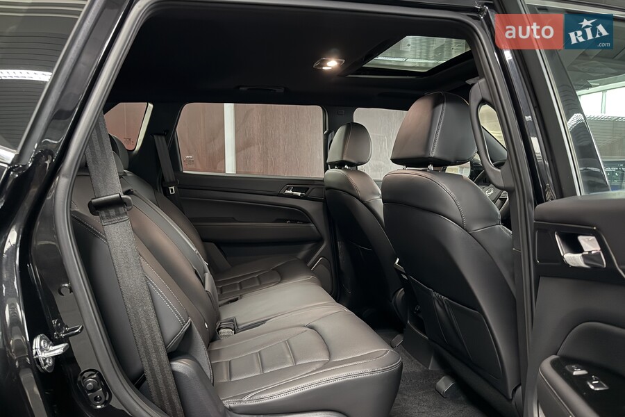 KG Mobility Rexton - фото 28