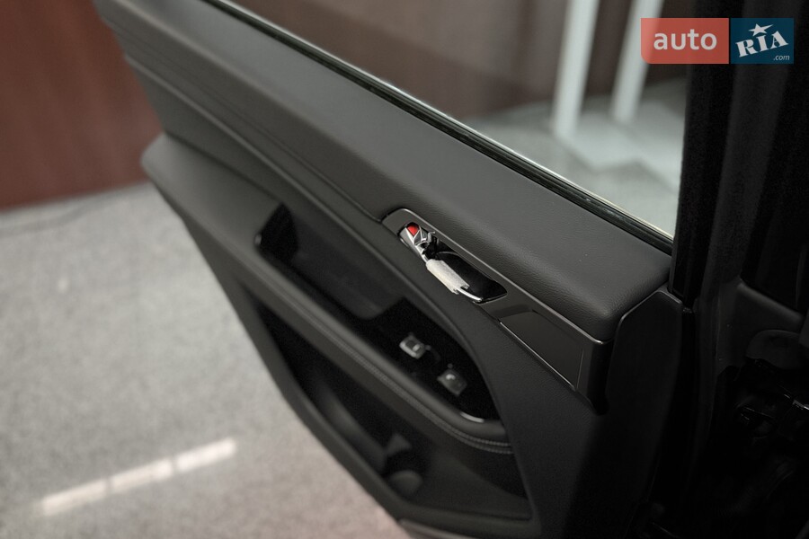 KG Mobility Rexton - фото 26