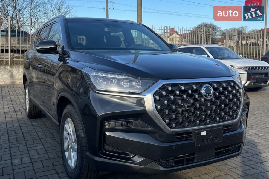 KG Mobility Rexton - фото 1