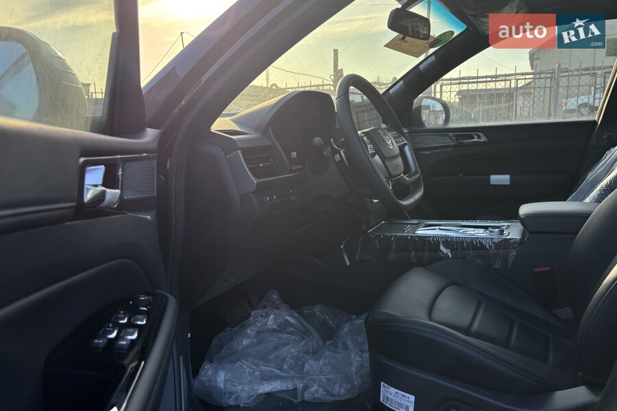 KG Mobility Rexton - фото 9