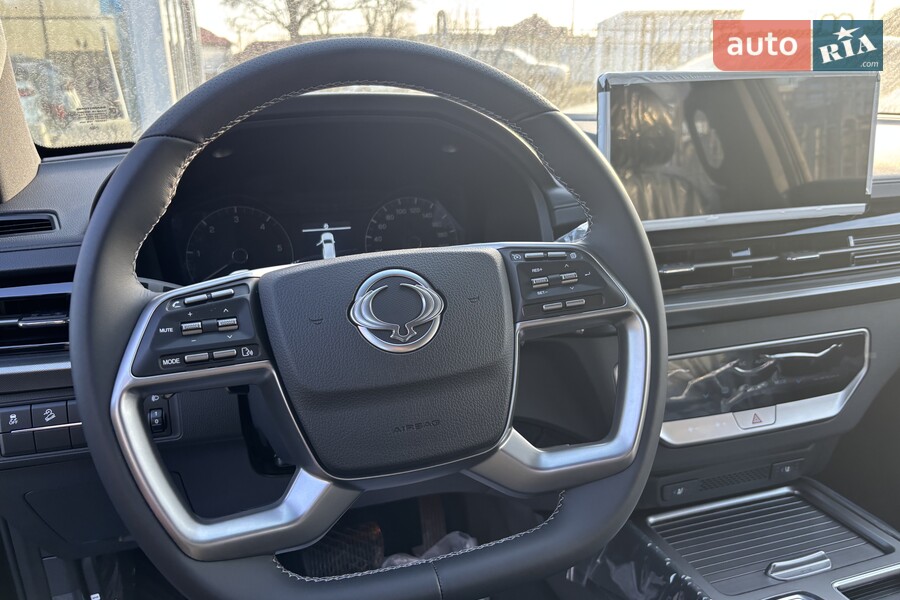 KG Mobility Rexton - фото 10