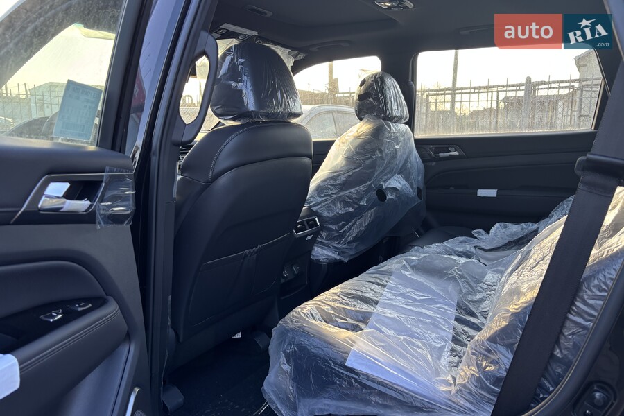 KG Mobility Rexton - фото 13