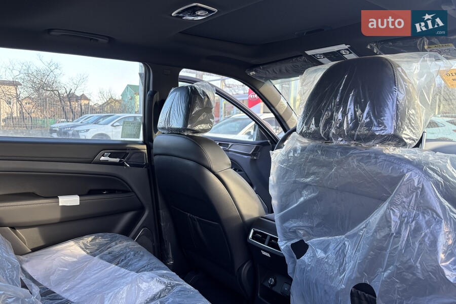 KG Mobility Rexton - фото 17