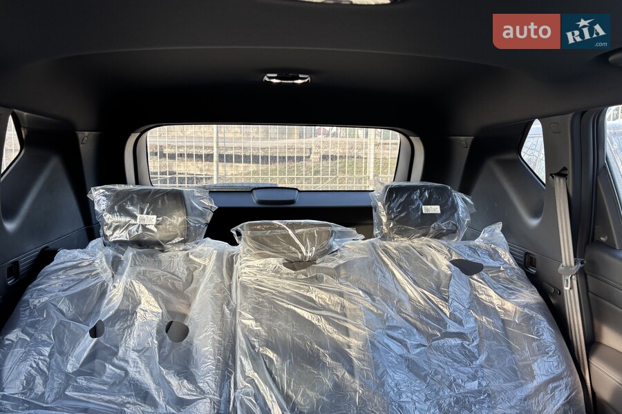 KG Mobility Rexton - фото 16