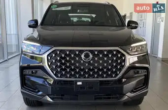 KG Mobility Rexton