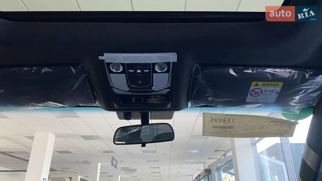 KG Mobility-12