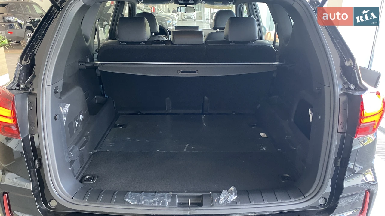 KG Mobility-9