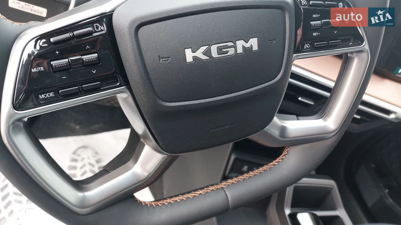 KG Mobility-8