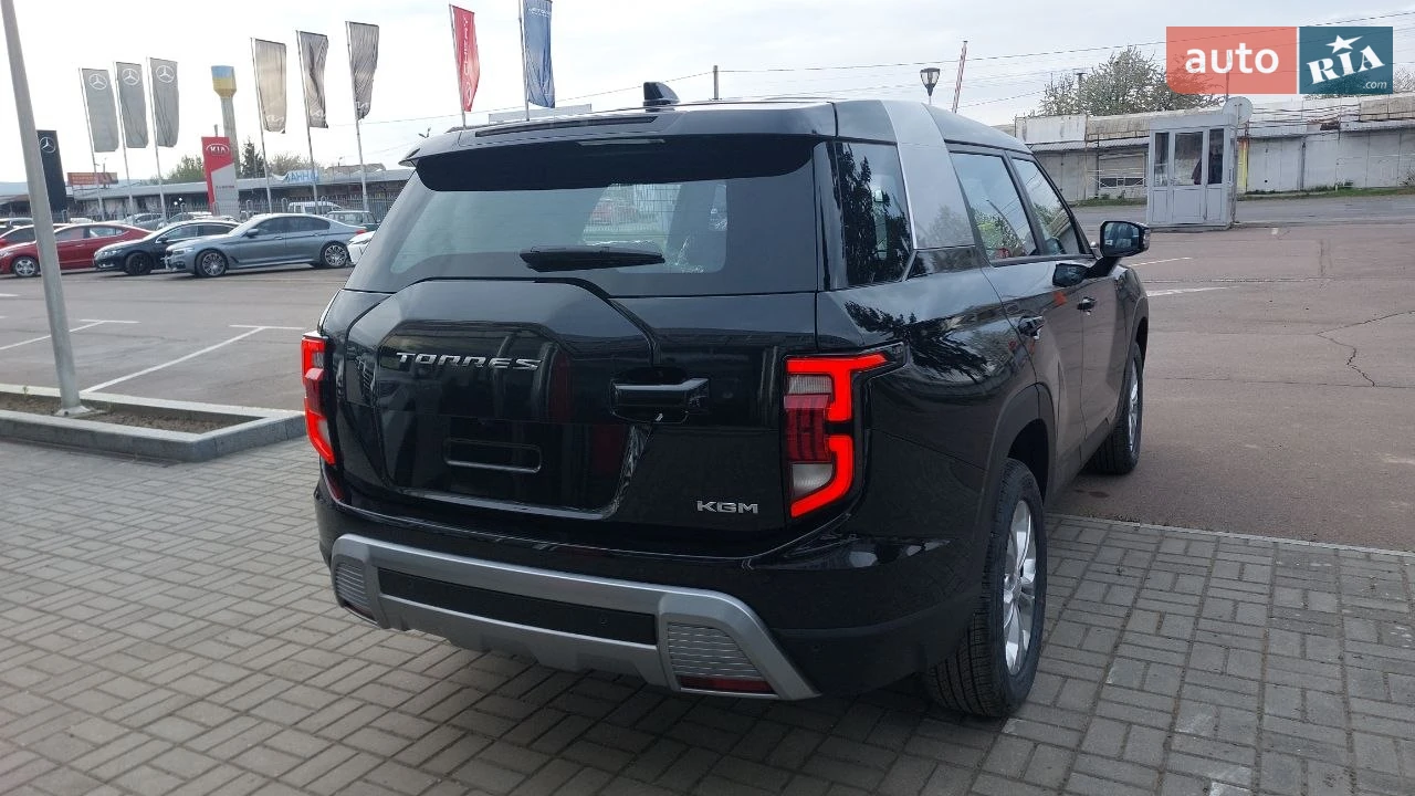KG Mobility-7