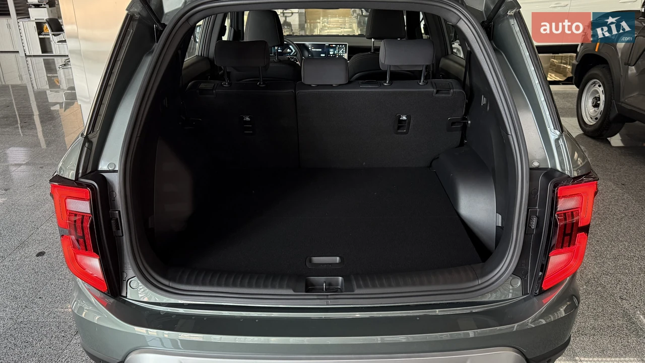 KG Mobility-8
