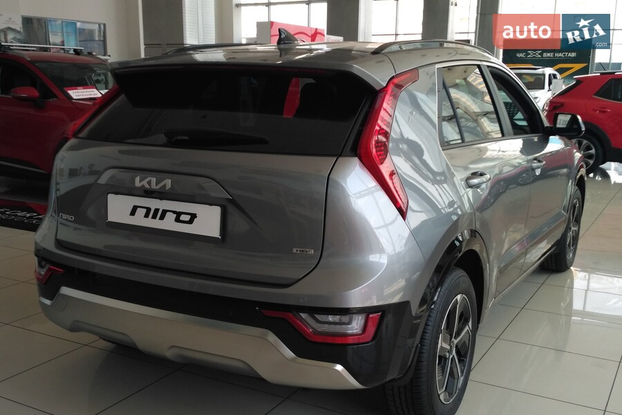 Kia Niro - фото 11