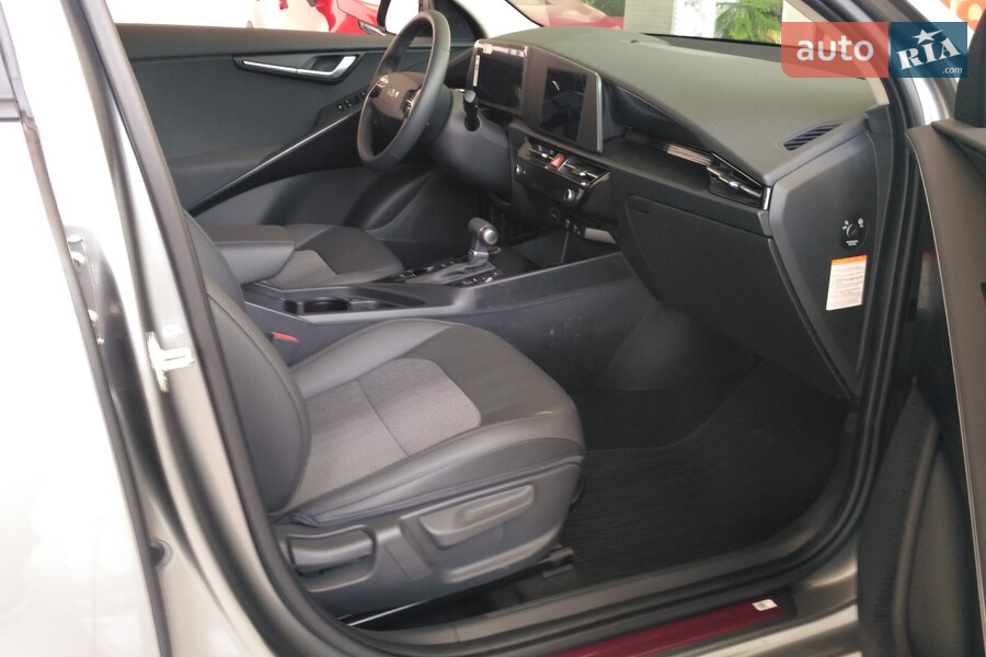 Kia Niro - фото 23