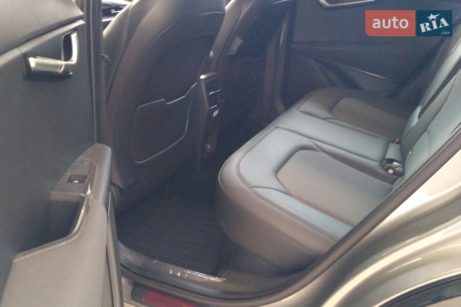 Kia Niro - фото 26