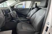 Kia Niro - фото 12
