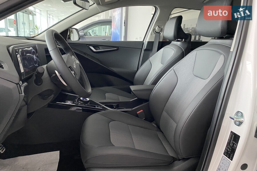 Kia Niro - фото 12