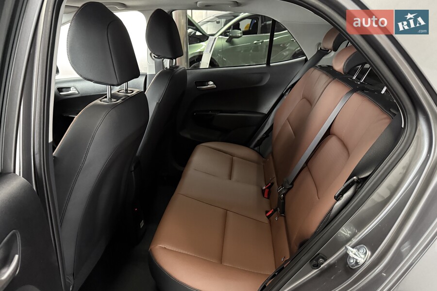 Kia Picanto - фото 12