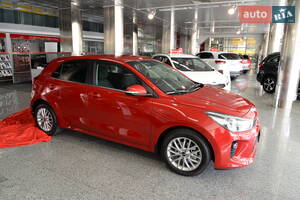 Kia Rio 2017 року