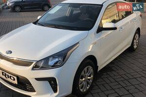 Kia Rio 2017 року