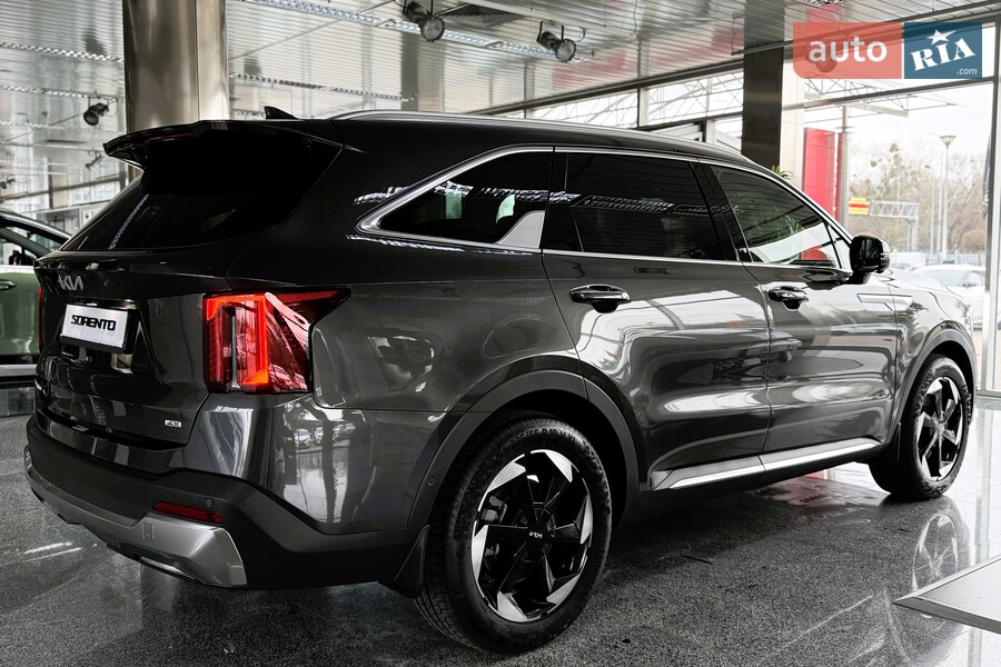 Kia Sorento - фото 7