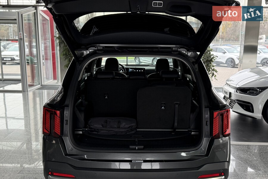 Kia Sorento - фото 10
