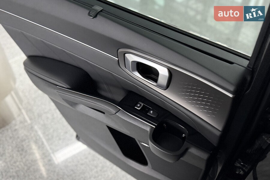 Kia Sorento - фото 14