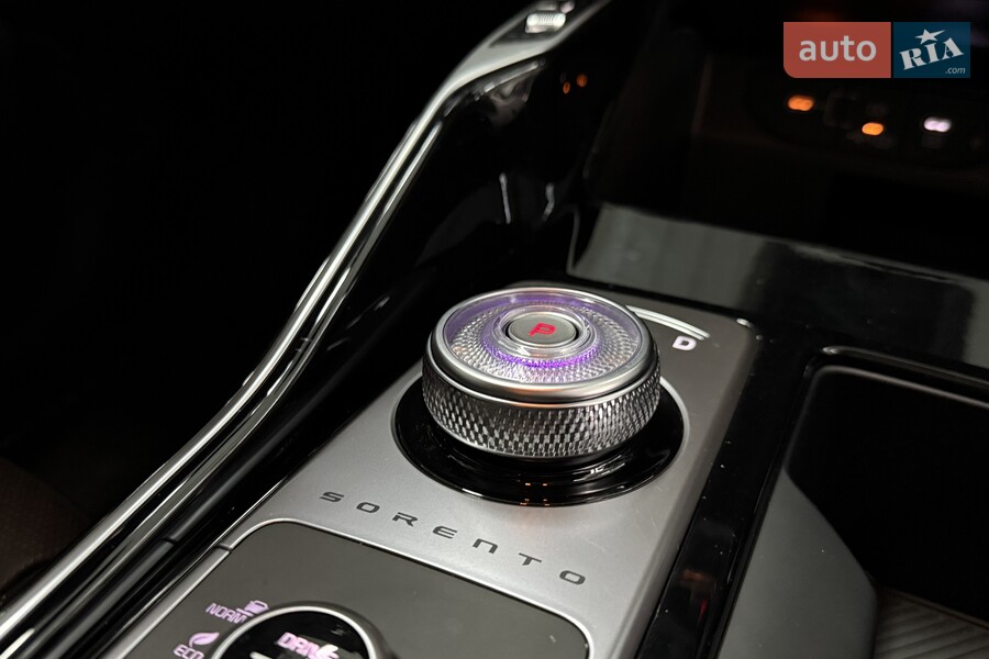 Kia Sorento - фото 22