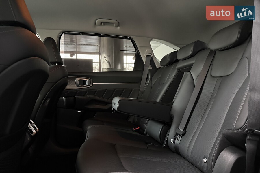 Kia Sorento - фото 31